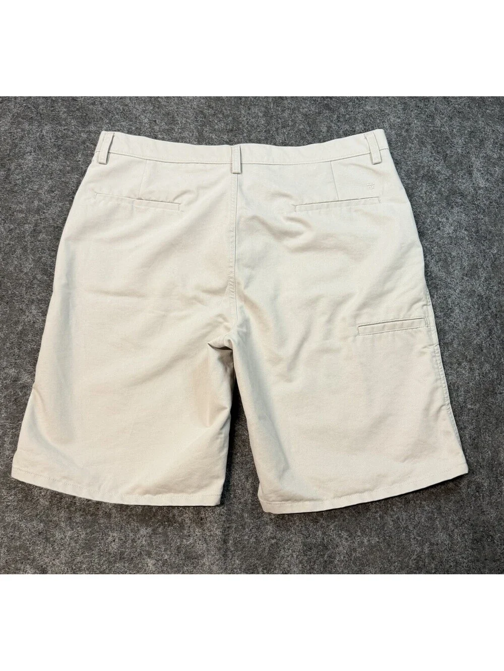 Haggar Mens 36 Beige Flat Front Performance Golf Chino Shorts Stretch